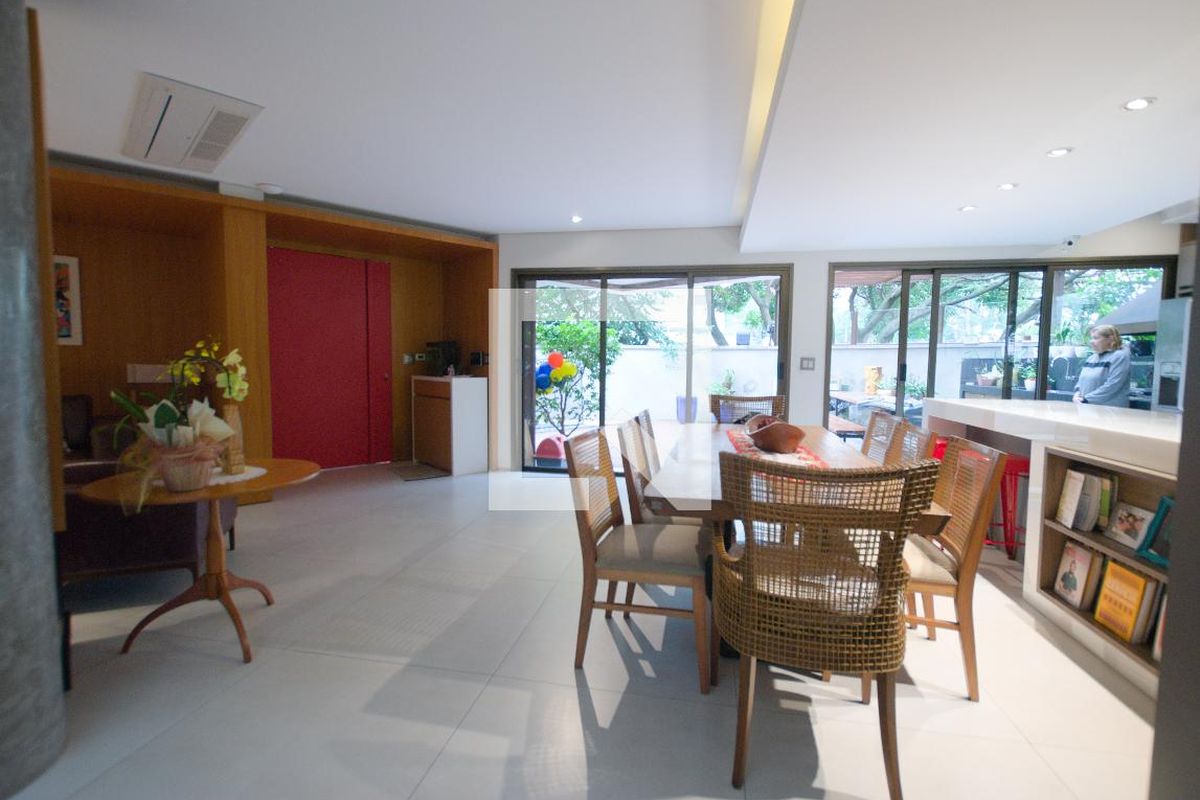 Casa, 3 quartos, 300 m² - Foto 10