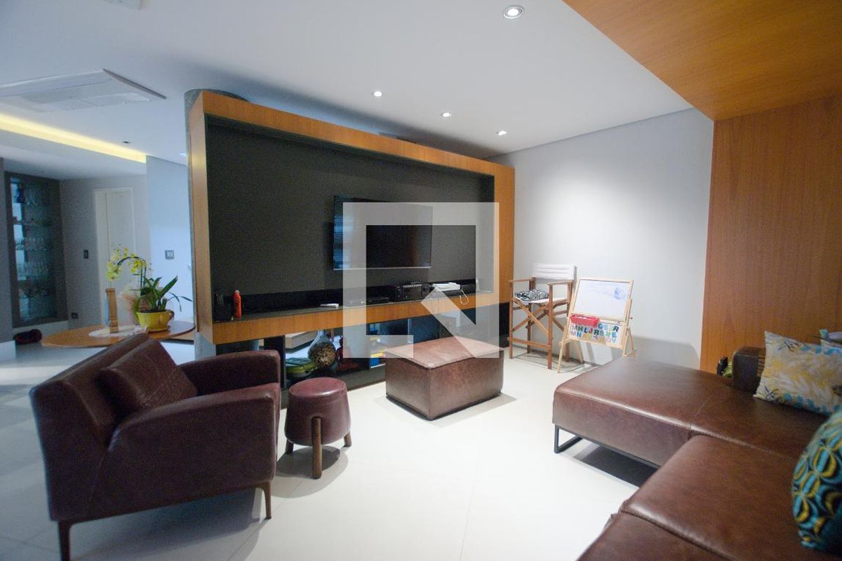 Casa, 3 quartos, 300 m² - Foto 2