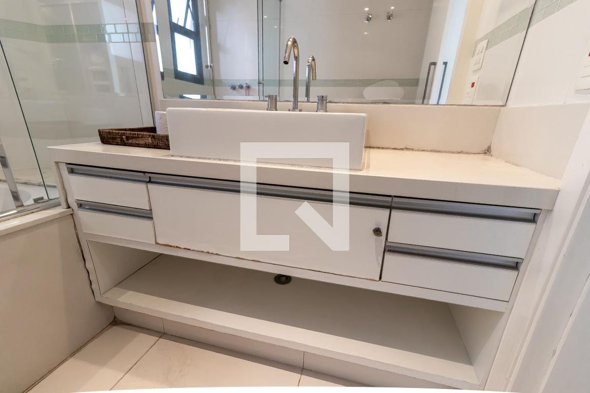 Apartamento, 3 quartos, 187 m² - Foto 49