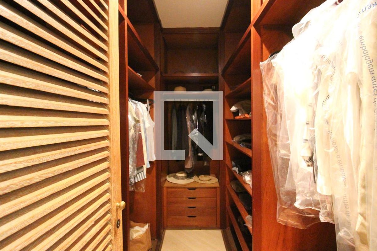 Apartamento, 3 quartos, 211 m² - Foto 60