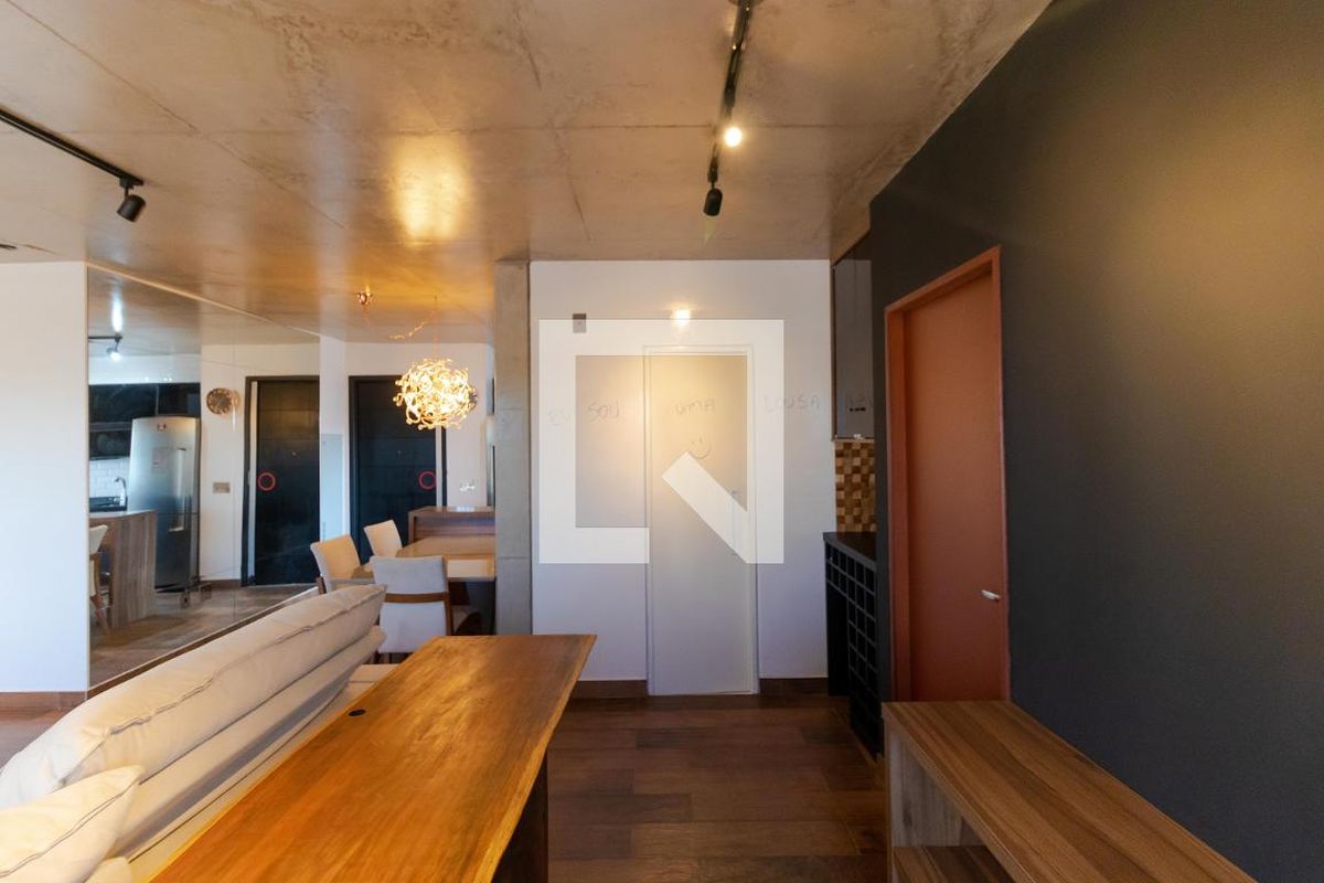 Apartamento à Venda - Cambuí, 1 Quarto,  70 m2 em , Campinas - sp | SoloBR