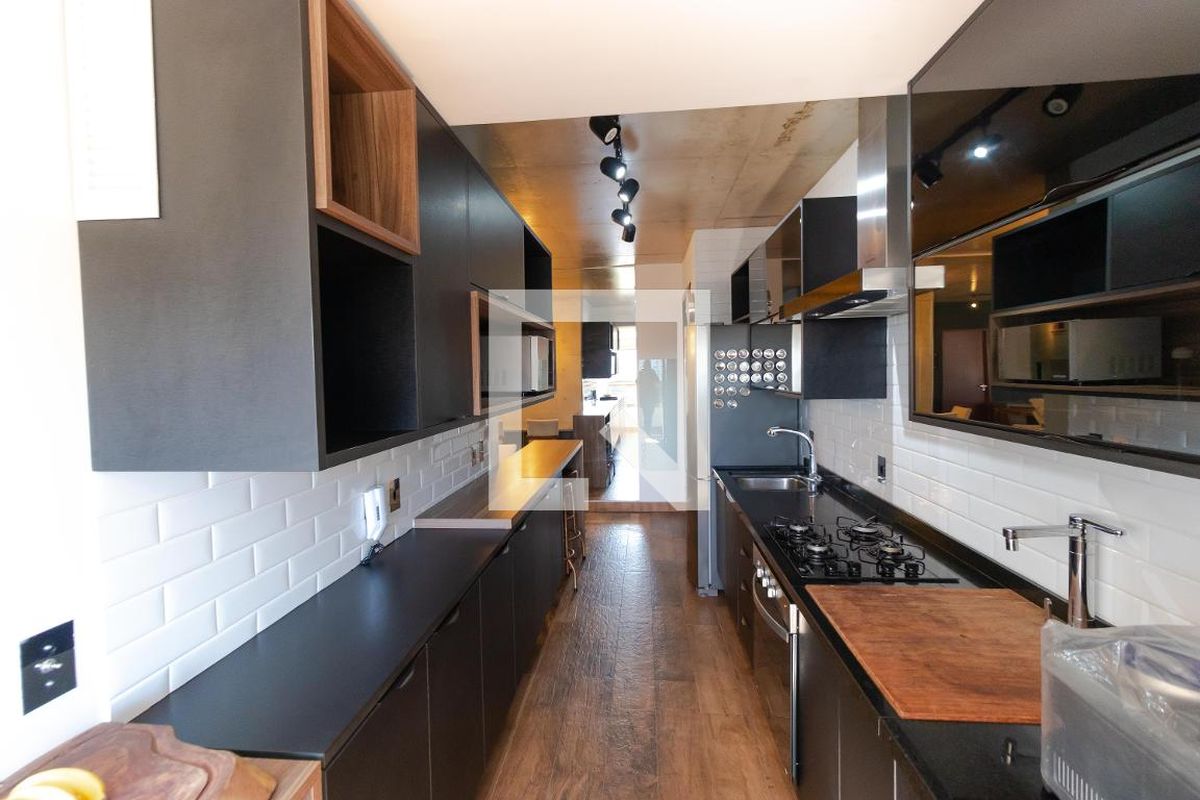Apartamento à Venda - Cambuí, 1 Quarto,  70 m2 em , Campinas - sp | SoloBR