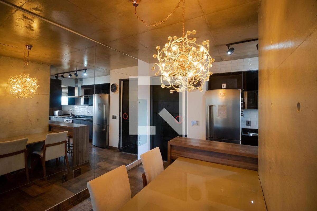 Apartamento à Venda - Cambuí, 1 Quarto,  70 m2 em , Campinas - sp | SoloBR