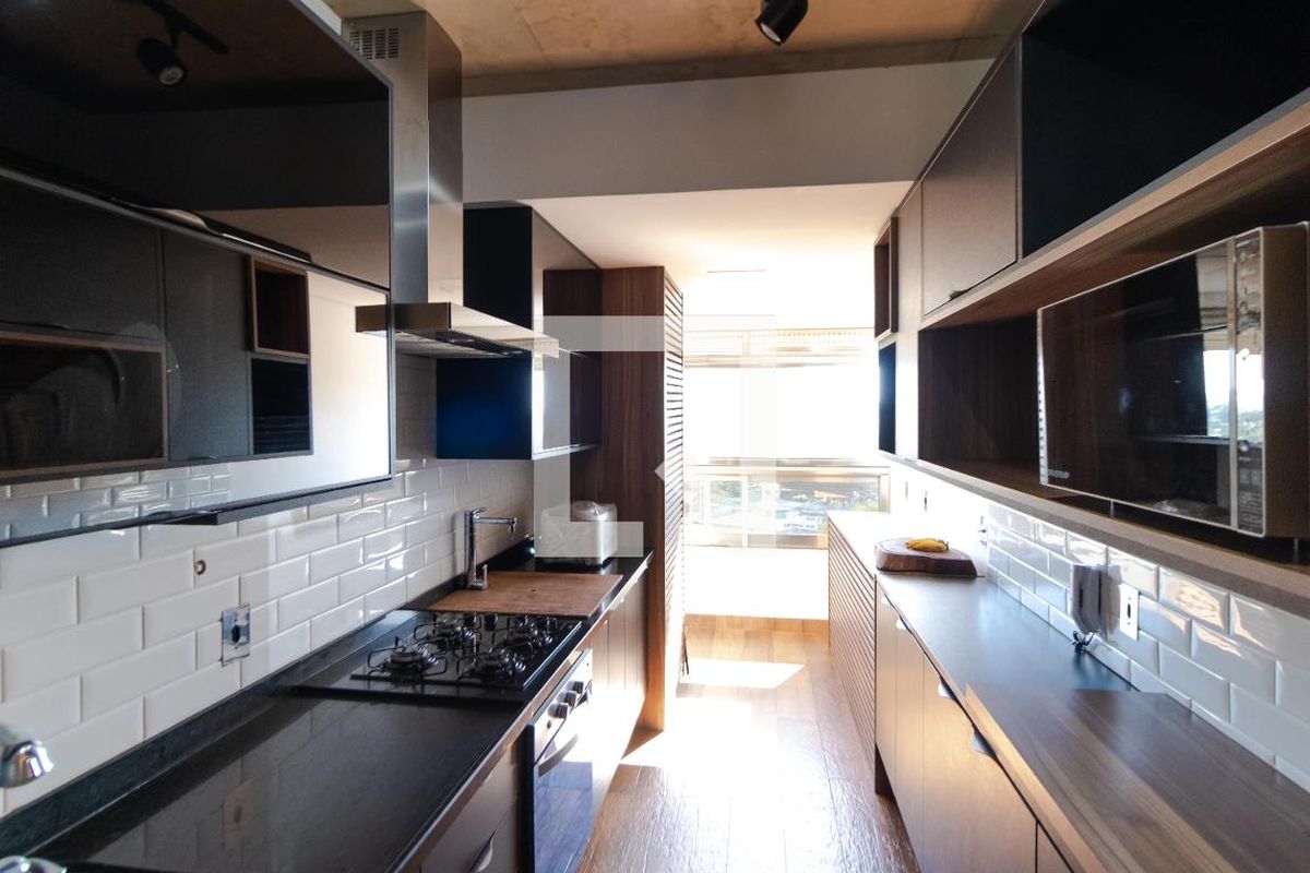 Apartamento à Venda - Cambuí, 1 Quarto,  70 m2 em , Campinas - sp | SoloBR
