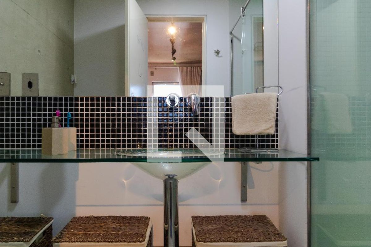 Apartamento à Venda - Cambuí, 1 Quarto,  70 m2 em , Campinas - sp | SoloBR