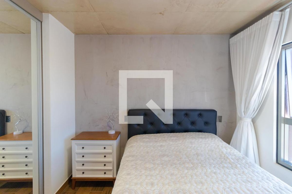 Apartamento à Venda - Cambuí, 1 Quarto,  70 m2 em , Campinas - sp | SoloBR