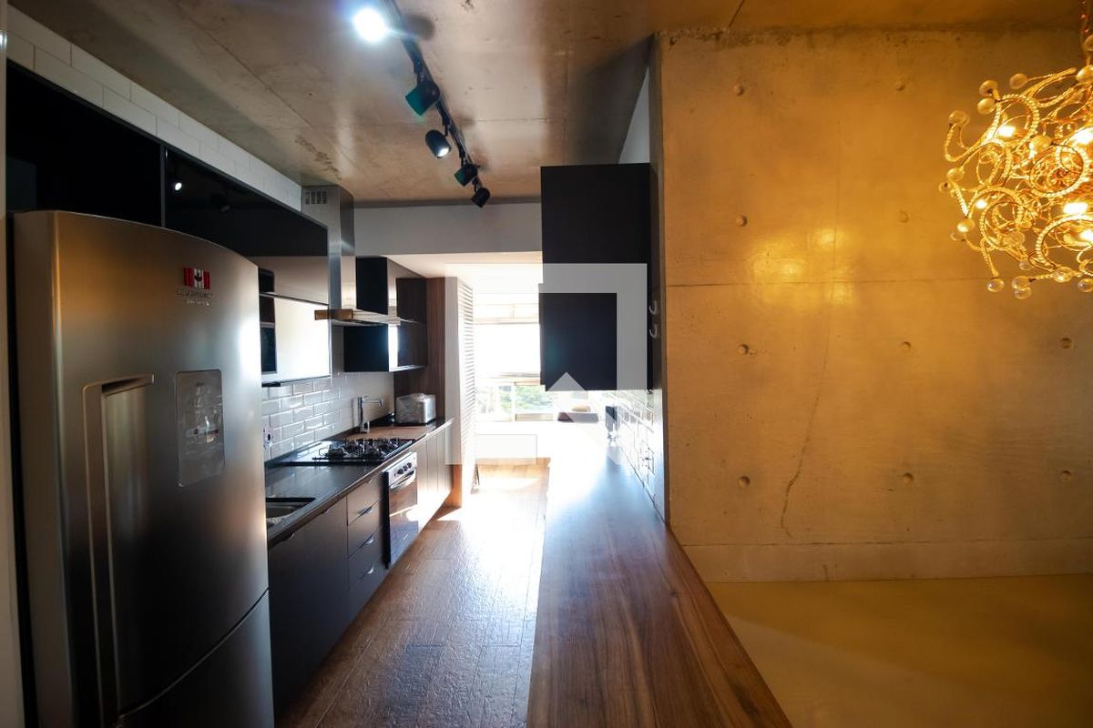 Apartamento à Venda - Cambuí, 1 Quarto,  70 m2 em , Campinas - sp | SoloBR
