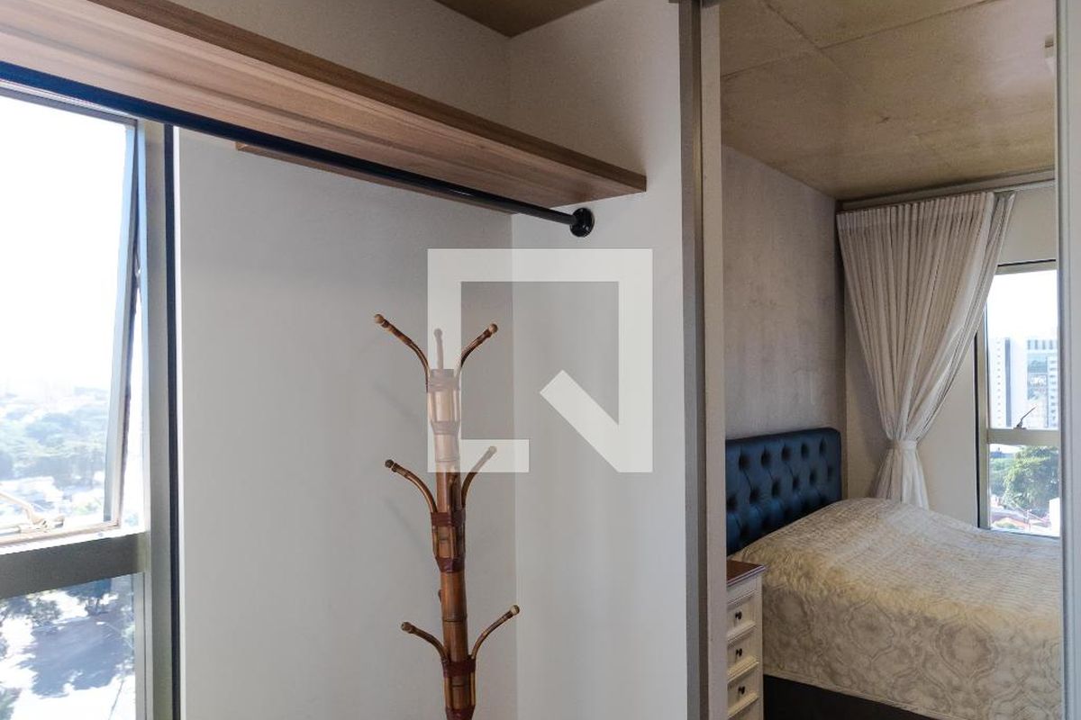 Apartamento à Venda - Cambuí, 1 Quarto,  70 m2 em , Campinas - sp | SoloBR