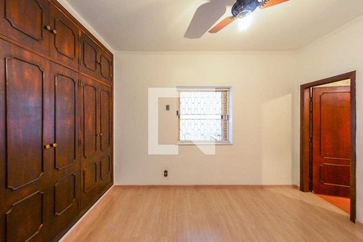 Casa à Venda - Guanabara, 3 Quartos,  186 m2 em , Campinas - sp | SoloBR