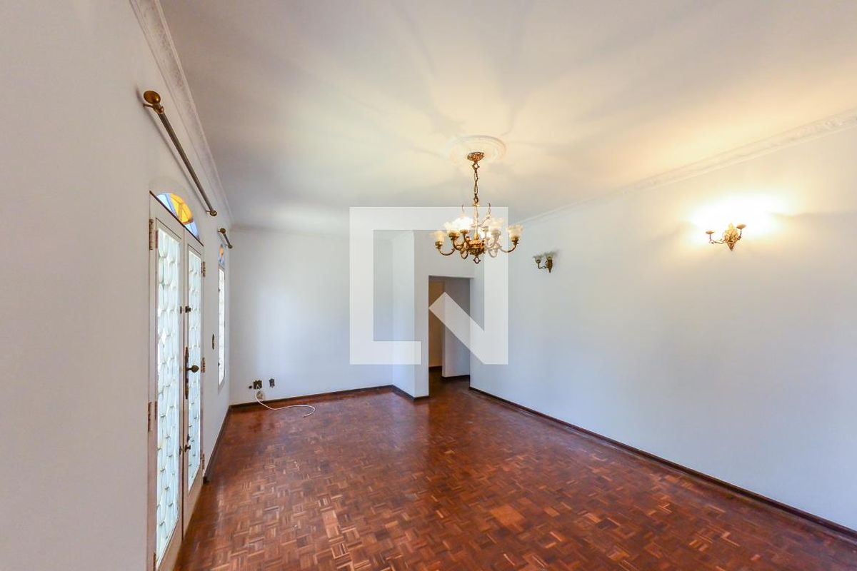 Casa à Venda - Guanabara, 3 Quartos,  186 m2 em , Campinas - sp | SoloBR