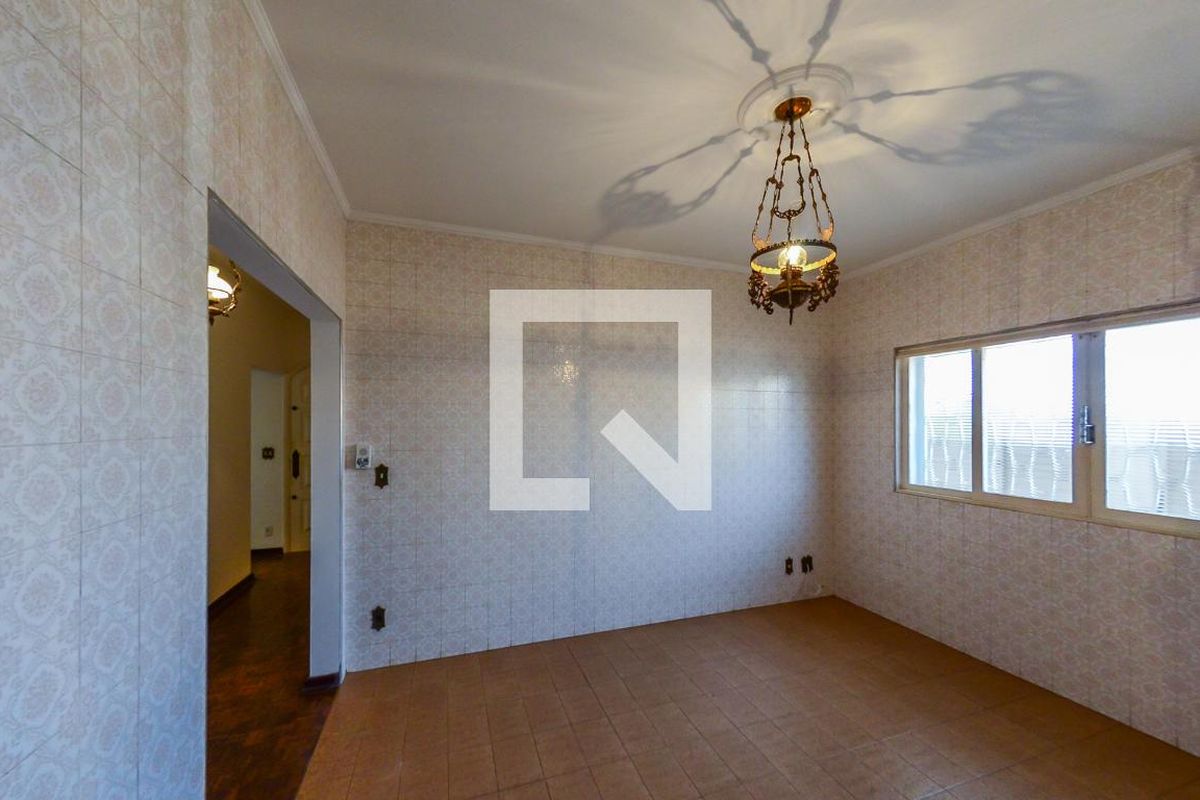 Casa à Venda - Guanabara, 3 Quartos,  186 m2 em , Campinas - sp | SoloBR