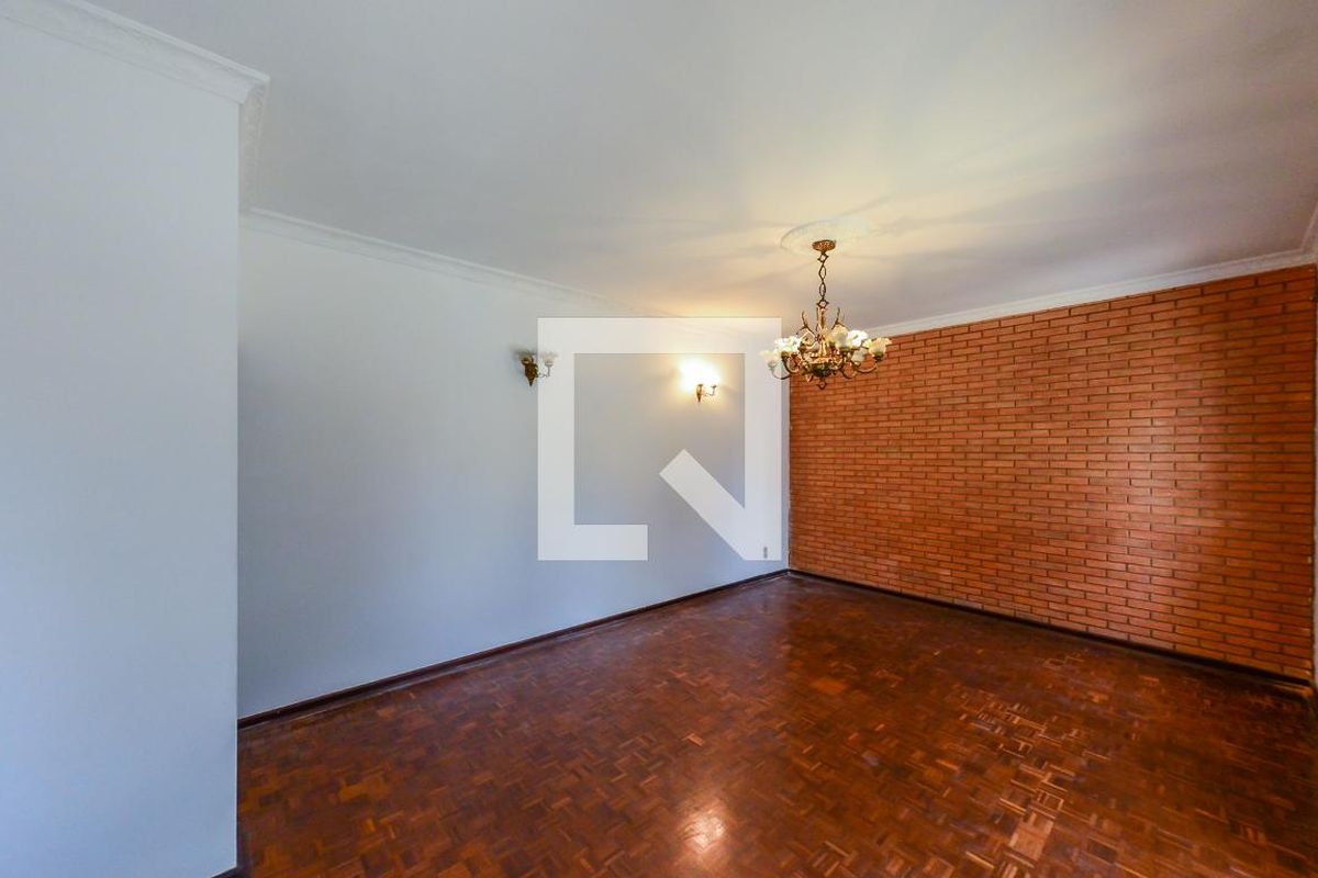 Casa à Venda - Guanabara, 3 Quartos,  186 m2 em , Campinas - sp | SoloBR