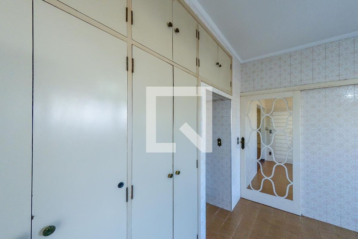Casa à Venda - Guanabara, 3 Quartos,  186 m2 em , Campinas - sp | SoloBR