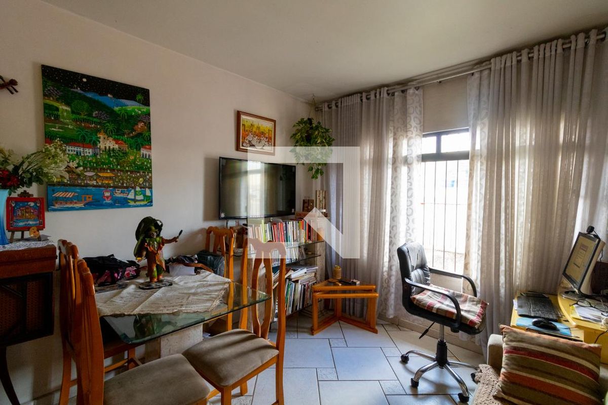Casa, 4 quartos, 256 m² - Foto 2