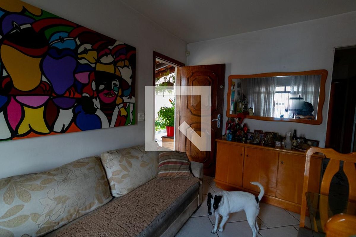 Casa, 4 quartos, 256 m² - Foto 4