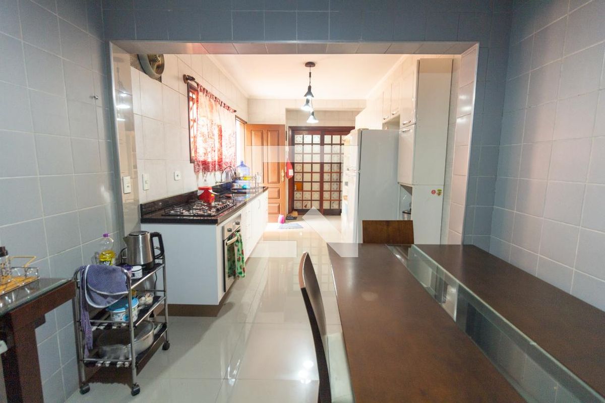 Casa, 3 quartos, 225 m² - Foto 74