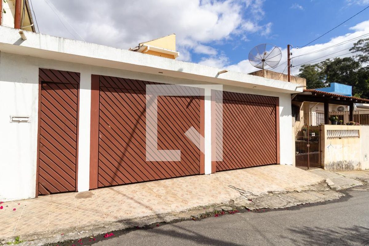 Casa, 3 quartos, 225 m² - Foto 112