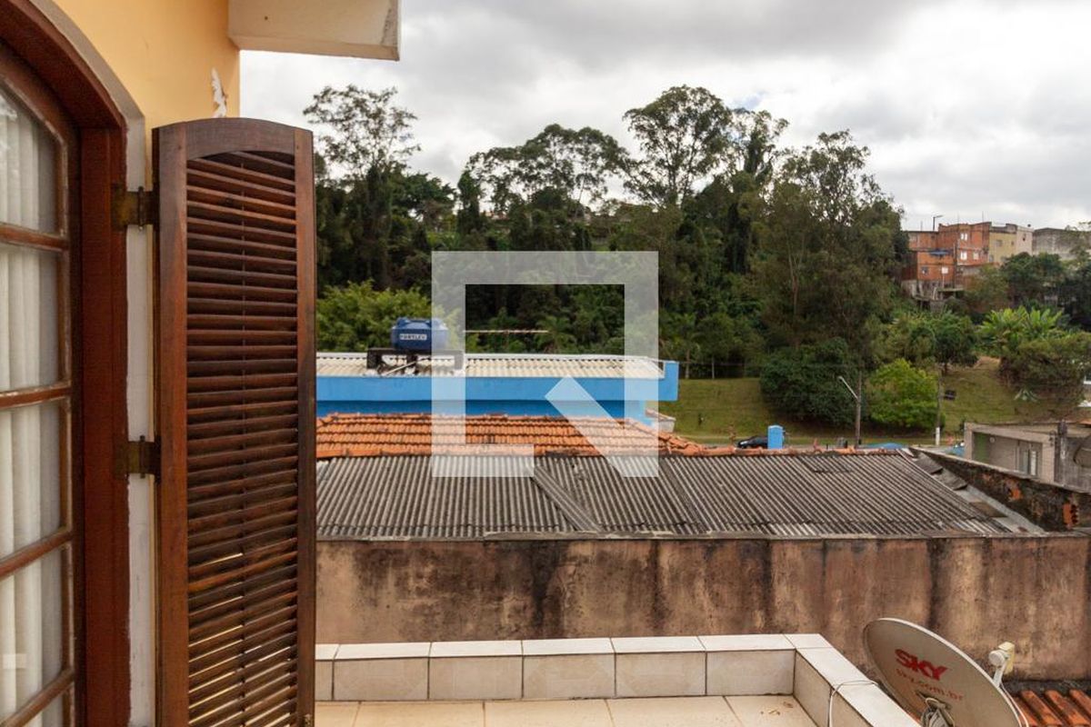 Casa, 3 quartos, 225 m² - Foto 32