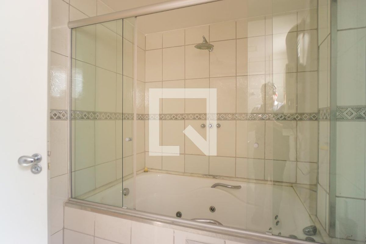 Cobertura, 4 quartos, 213 m² - Foto 52
