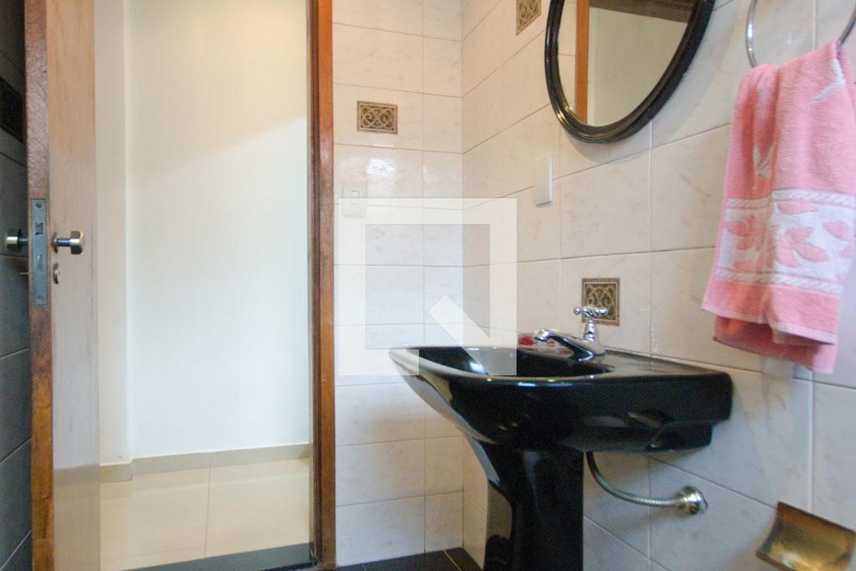 Casa, 3 quartos, 210 m² - Foto 19