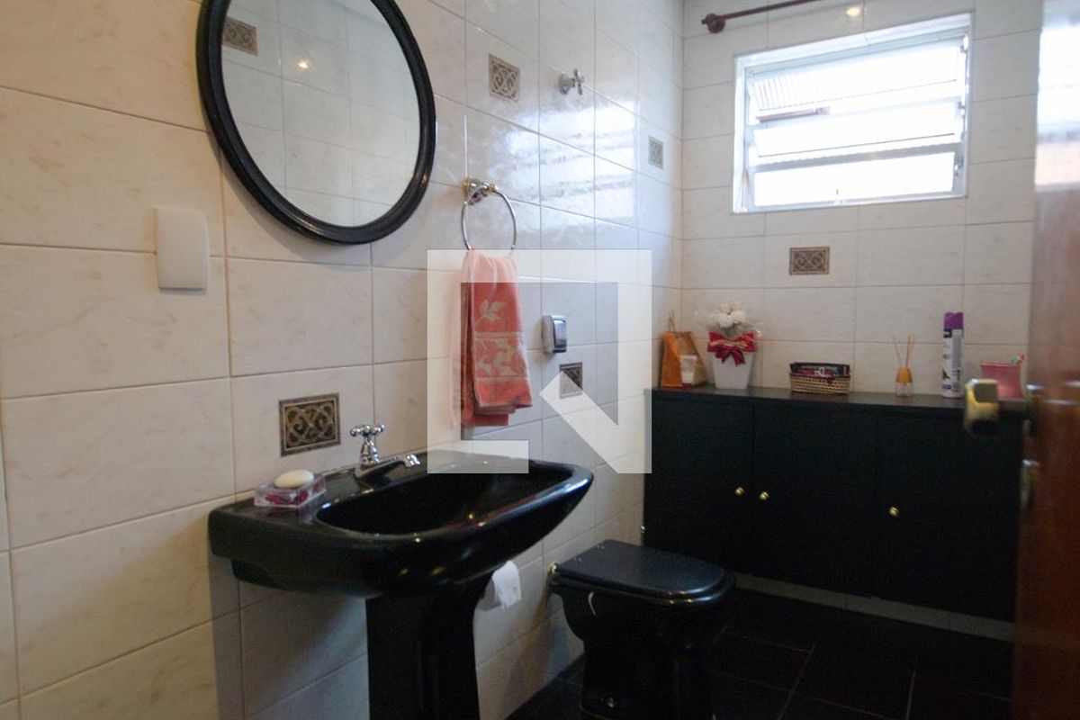 Casa, 3 quartos, 210 m² - Foto 13