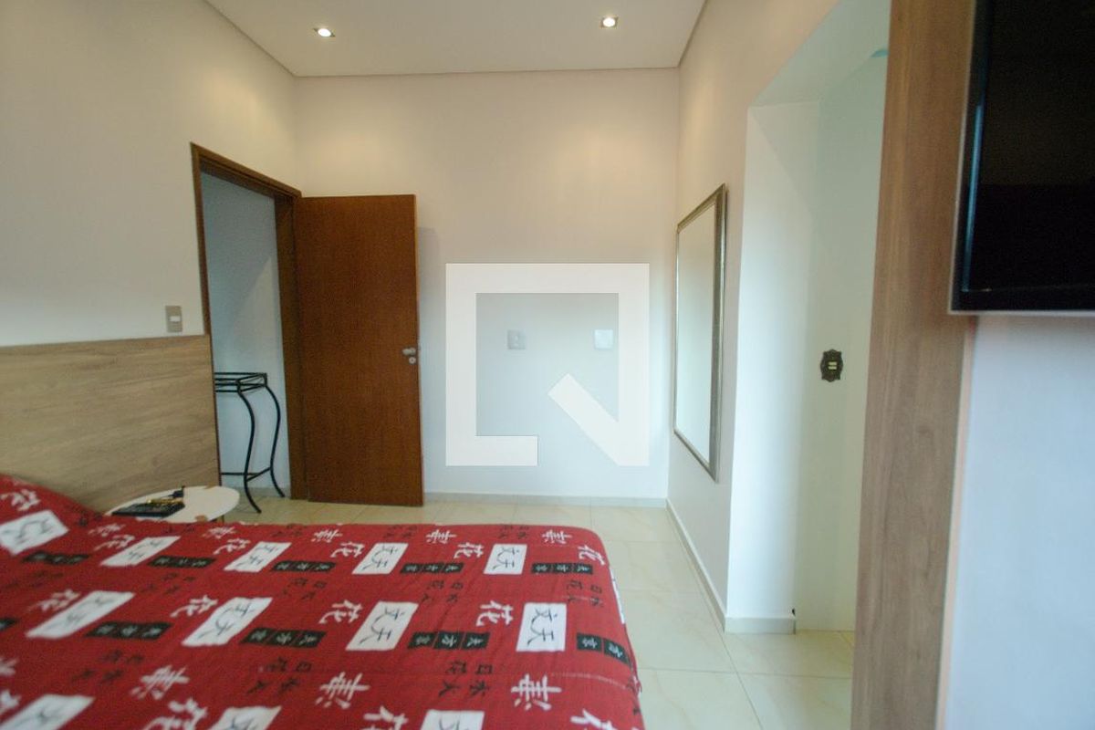 Casa, 3 quartos, 210 m² - Foto 45