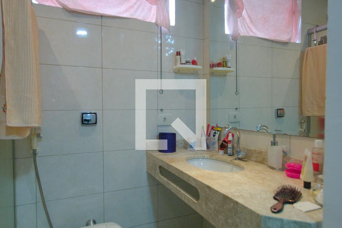 Casa, 3 quartos, 210 m² - Foto 49