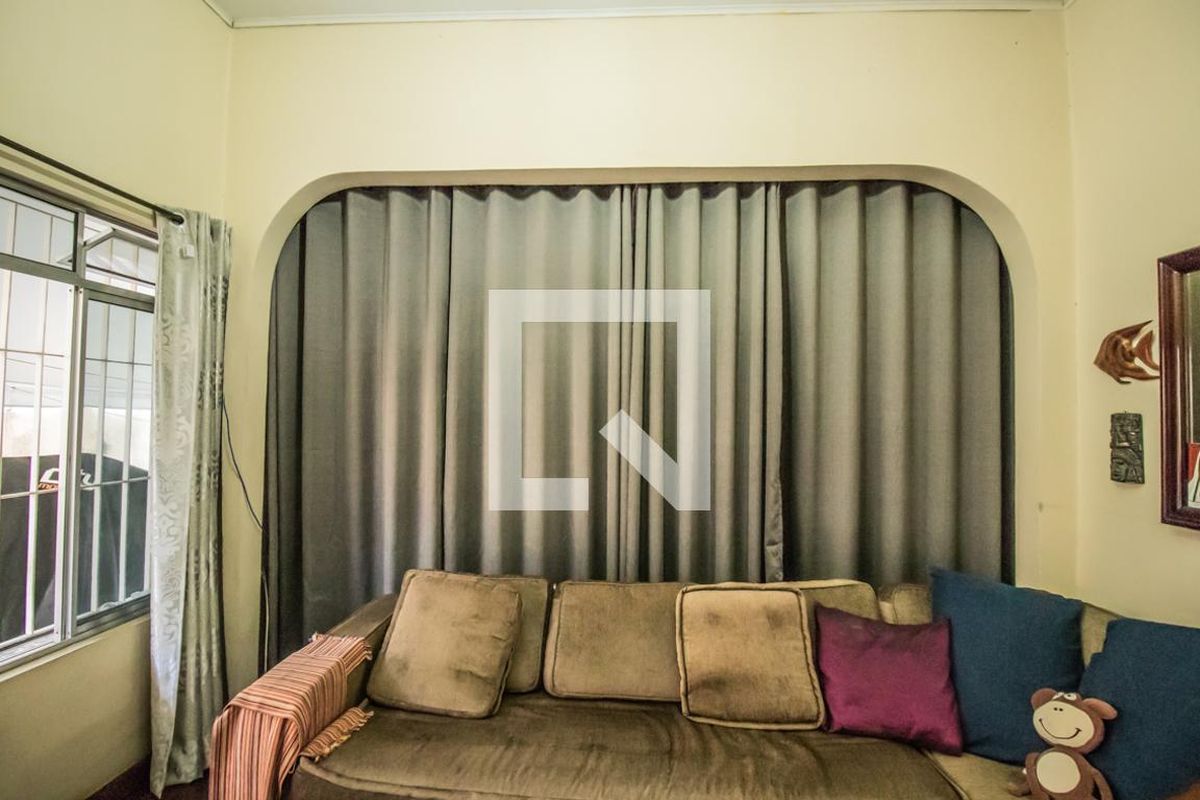 Casa, 3 quartos, 180 m² - Foto 2