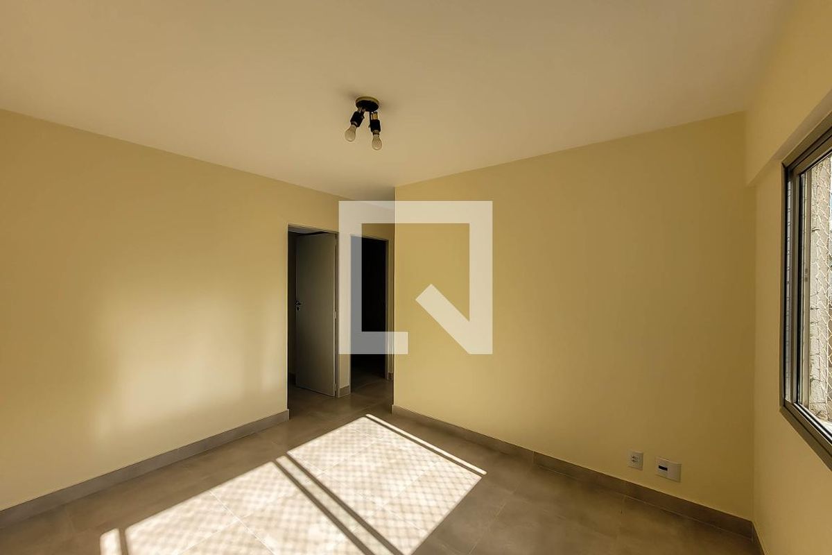 Apartamento, 2 quartos, 43 m² - Foto 2