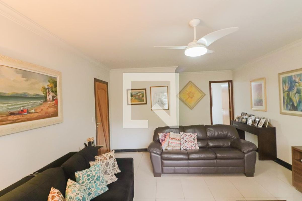 Casa, 3 quartos, 230 m² - Foto 8