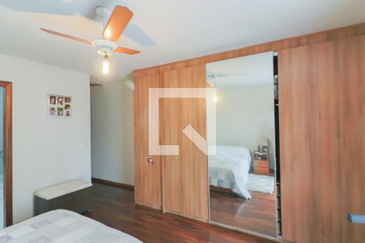 Casa, 3 quartos, 230 m² - Foto 60