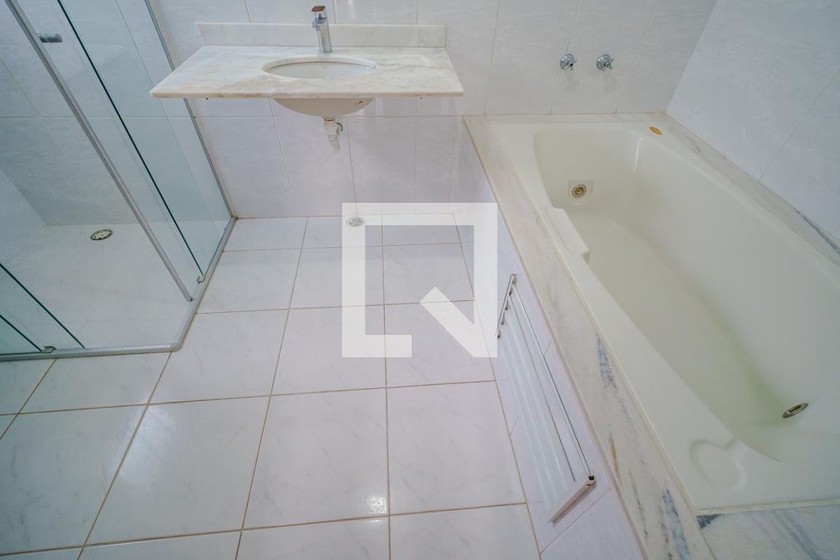 Casa, 4 quartos, 194 m² - Foto 109