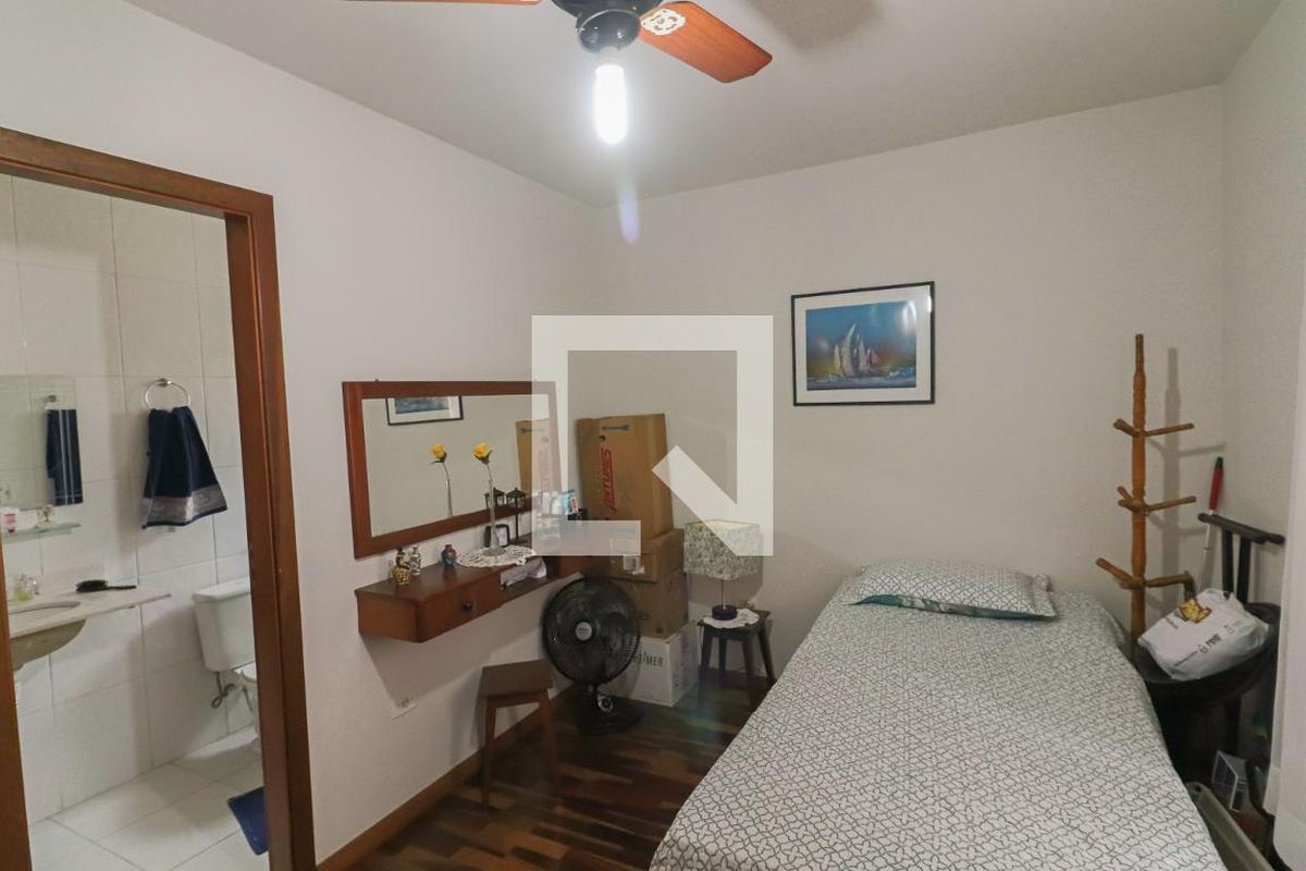 Casa, 3 quartos, 230 m² - Foto 24