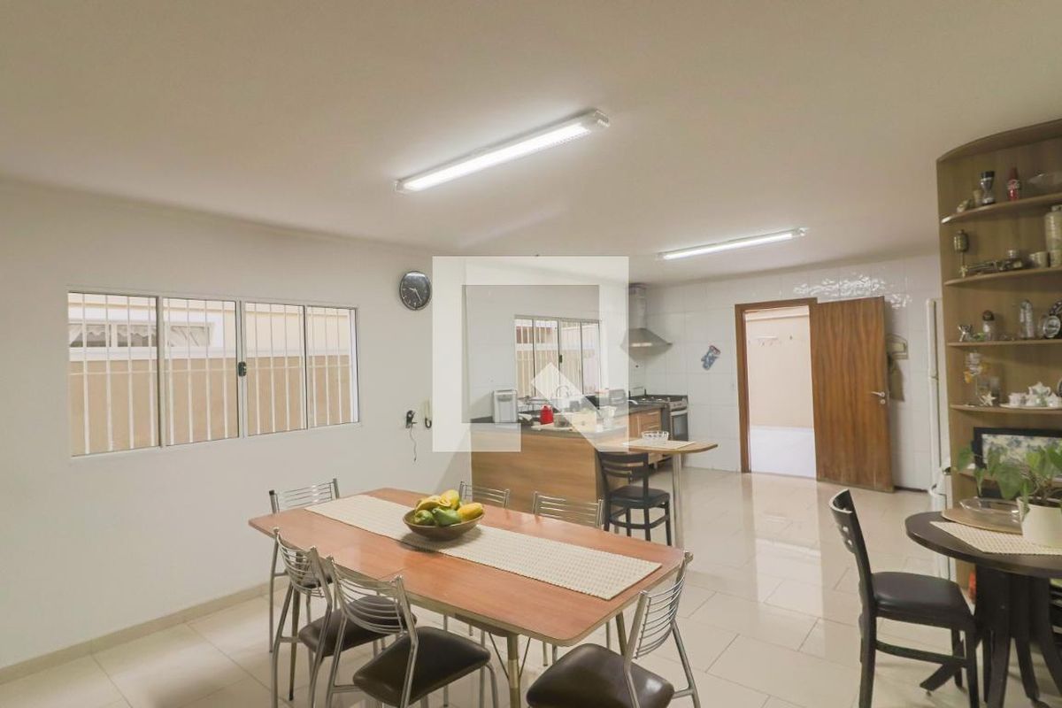 Casa, 3 quartos, 230 m² - Foto 16