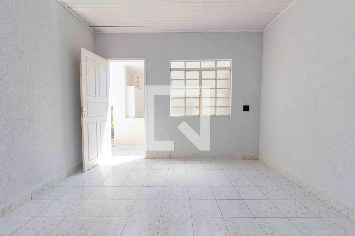 Casa, 3 quartos, 170 m² - Foto 2