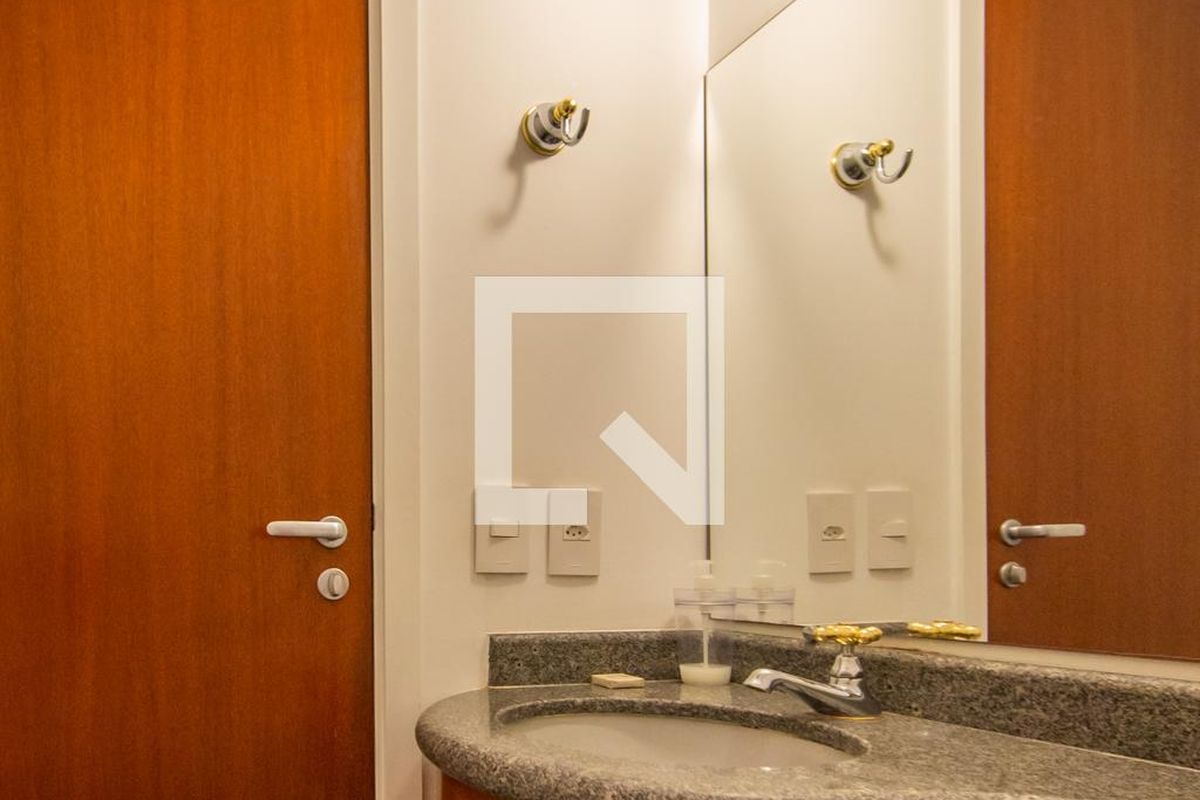Apartamento à Venda - Cambuí, 1 Quarto,  70 m2 em , Campinas - sp | SoloBR