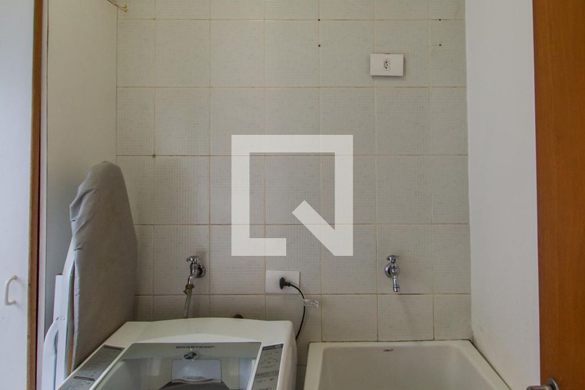 Apartamento à Venda - Cambuí, 1 Quarto,  70 m2 em , Campinas - sp | SoloBR