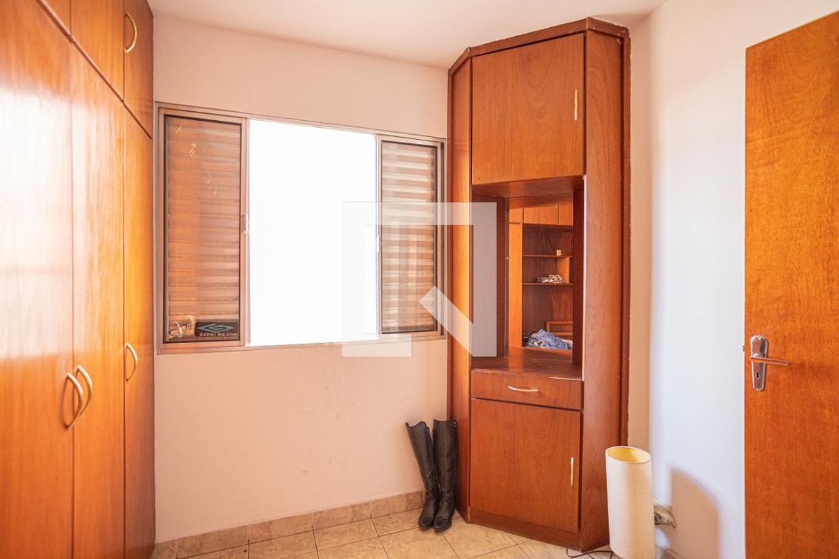 Casa, 4 quartos, 200 m² - Foto 17