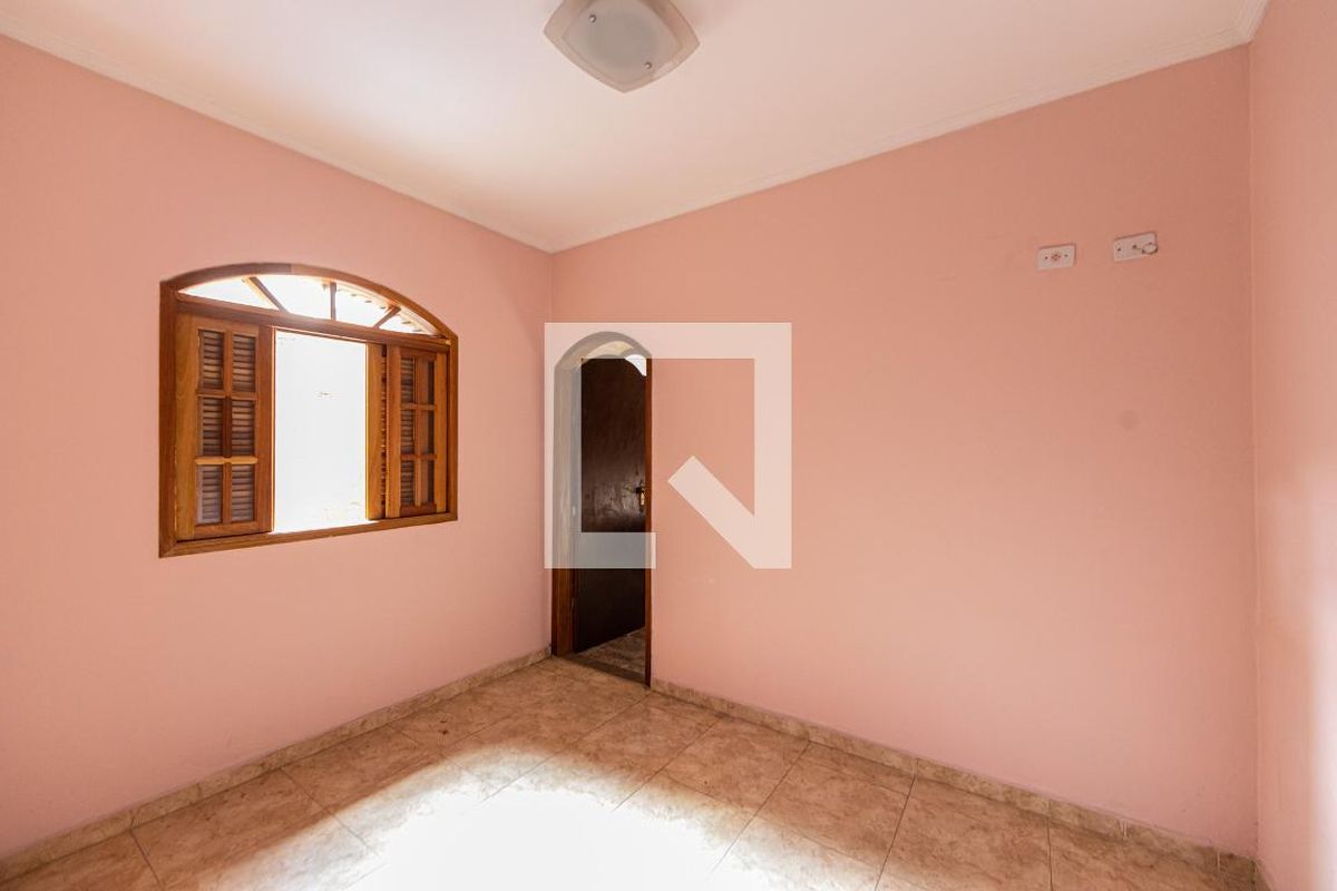 Casa, 4 quartos, 220 m² - Foto 36