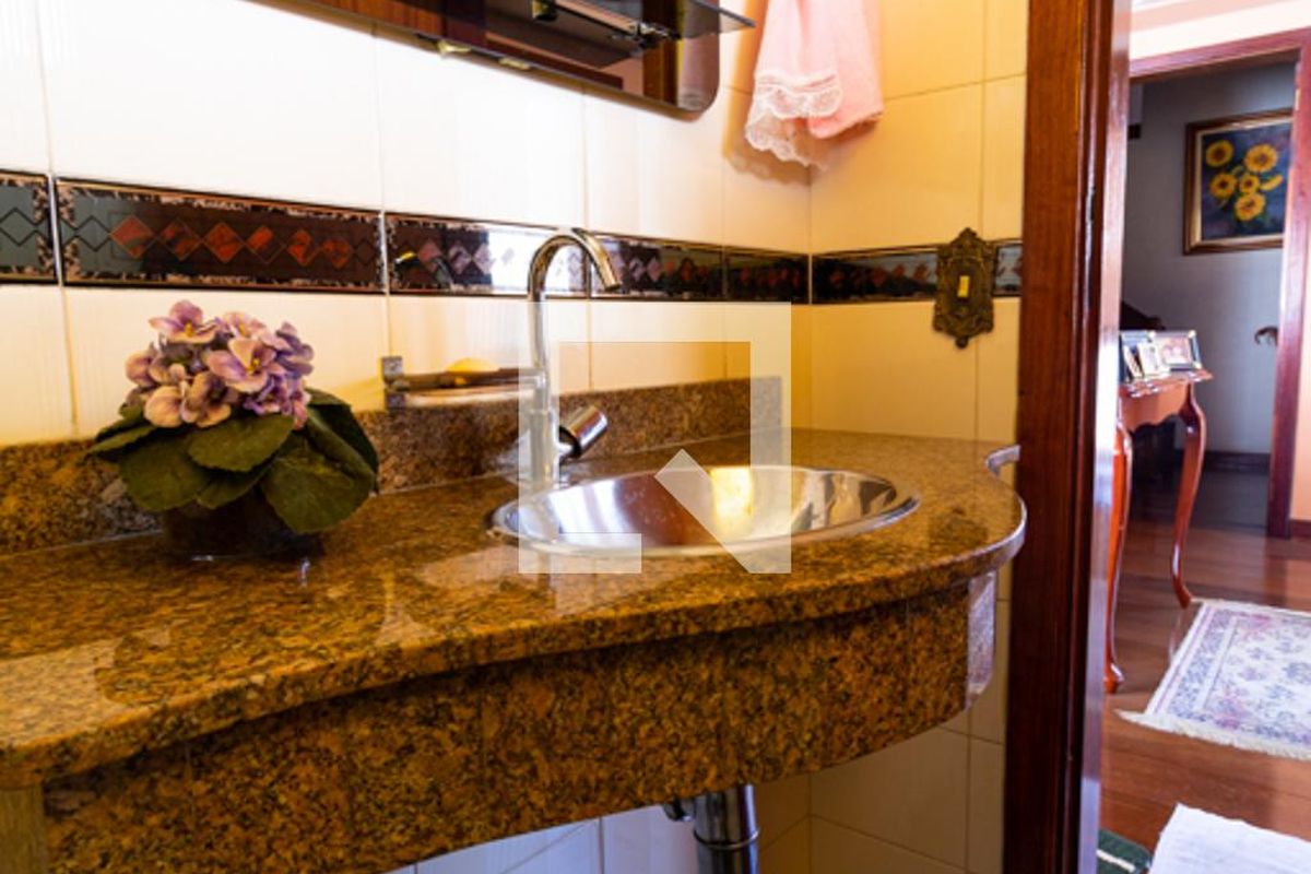 Casa, 4 quartos, 330 m² - Foto 32