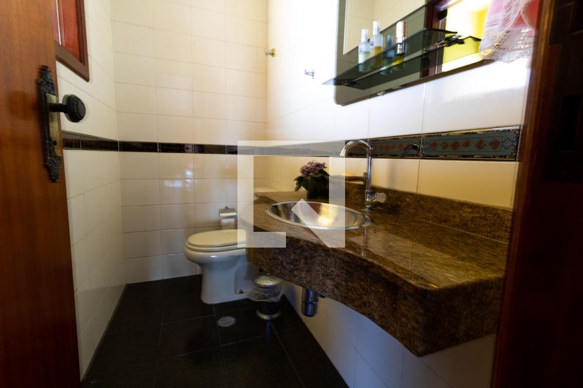 Casa, 4 quartos, 330 m² - Foto 26