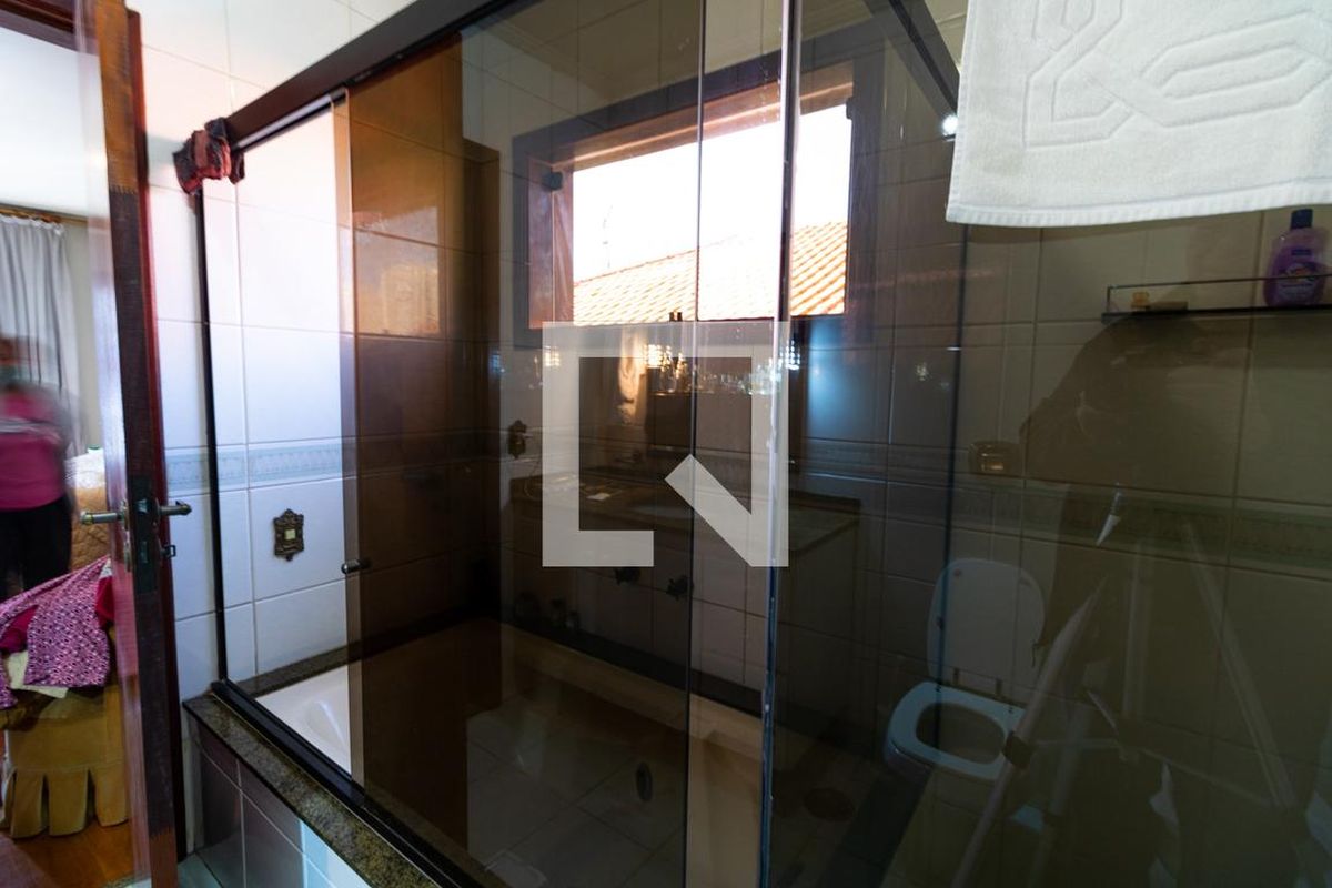 Casa, 4 quartos, 330 m² - Foto 66