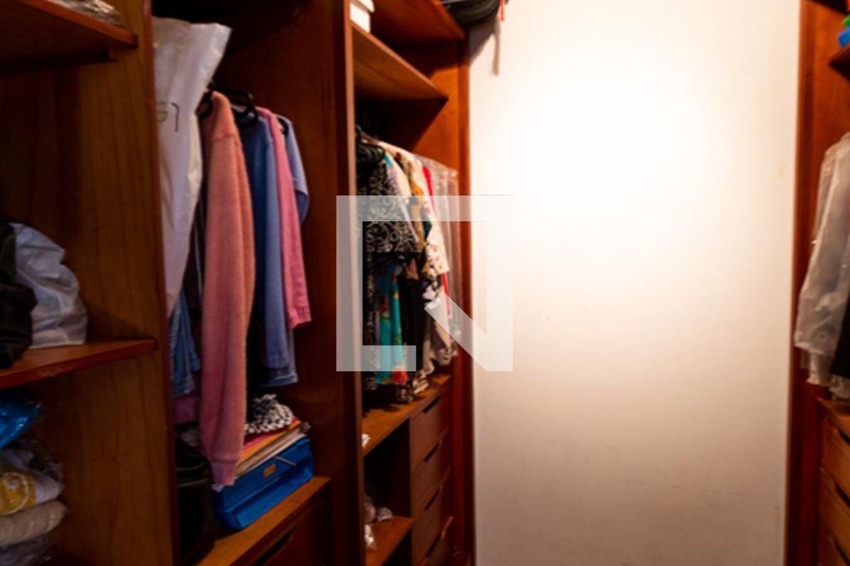 Casa, 4 quartos, 330 m² - Foto 58