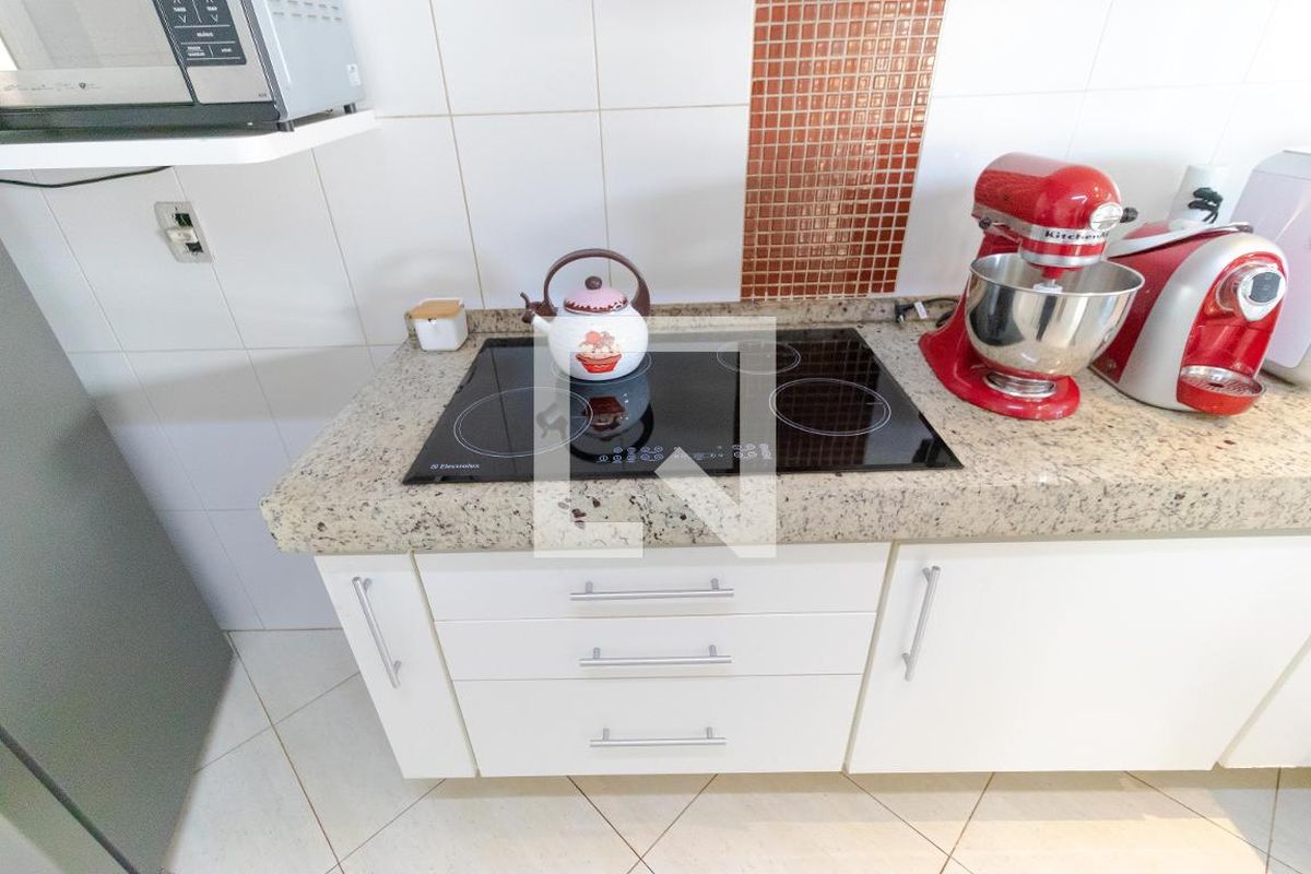 Casa à Venda - Mansões Santo Antônio, 5 Quartos,  370 m2 em , Campinas - sp | SoloBR