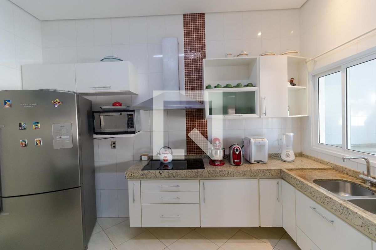Casa à Venda - Mansões Santo Antônio, 5 Quartos,  370 m2 em , Campinas - sp | SoloBR