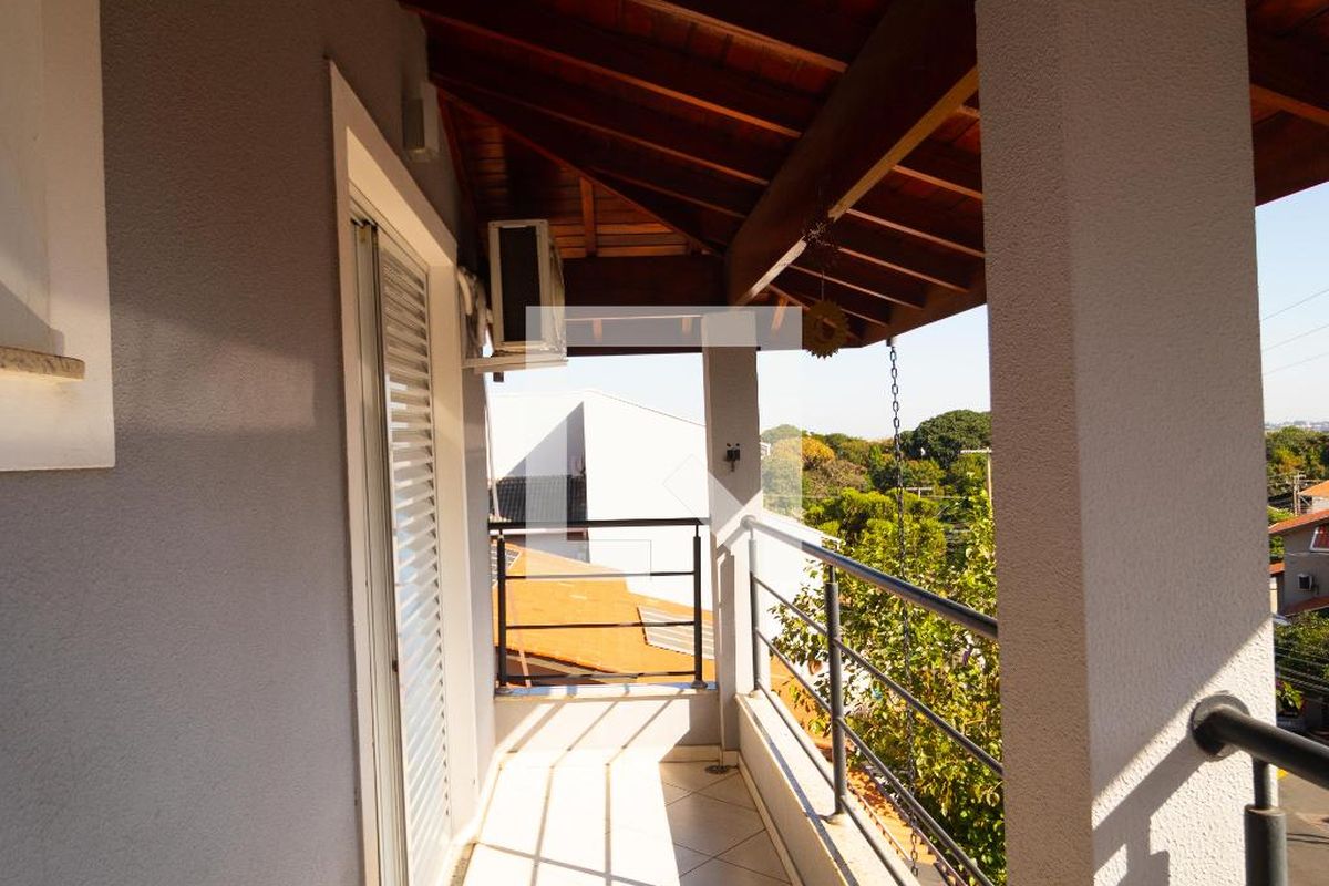 Casa à Venda - Mansões Santo Antônio, 5 Quartos,  370 m2 em , Campinas - sp | SoloBR