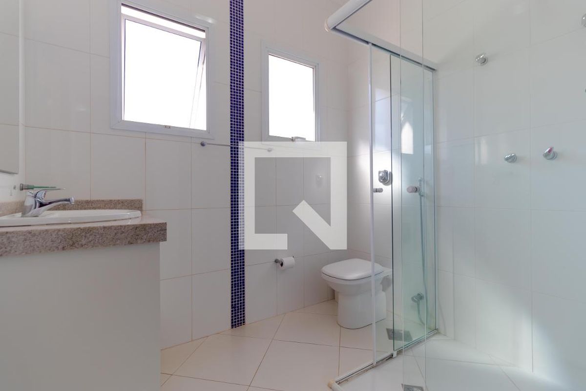 Casa à Venda - Mansões Santo Antônio, 5 Quartos,  370 m2 em , Campinas - sp | SoloBR