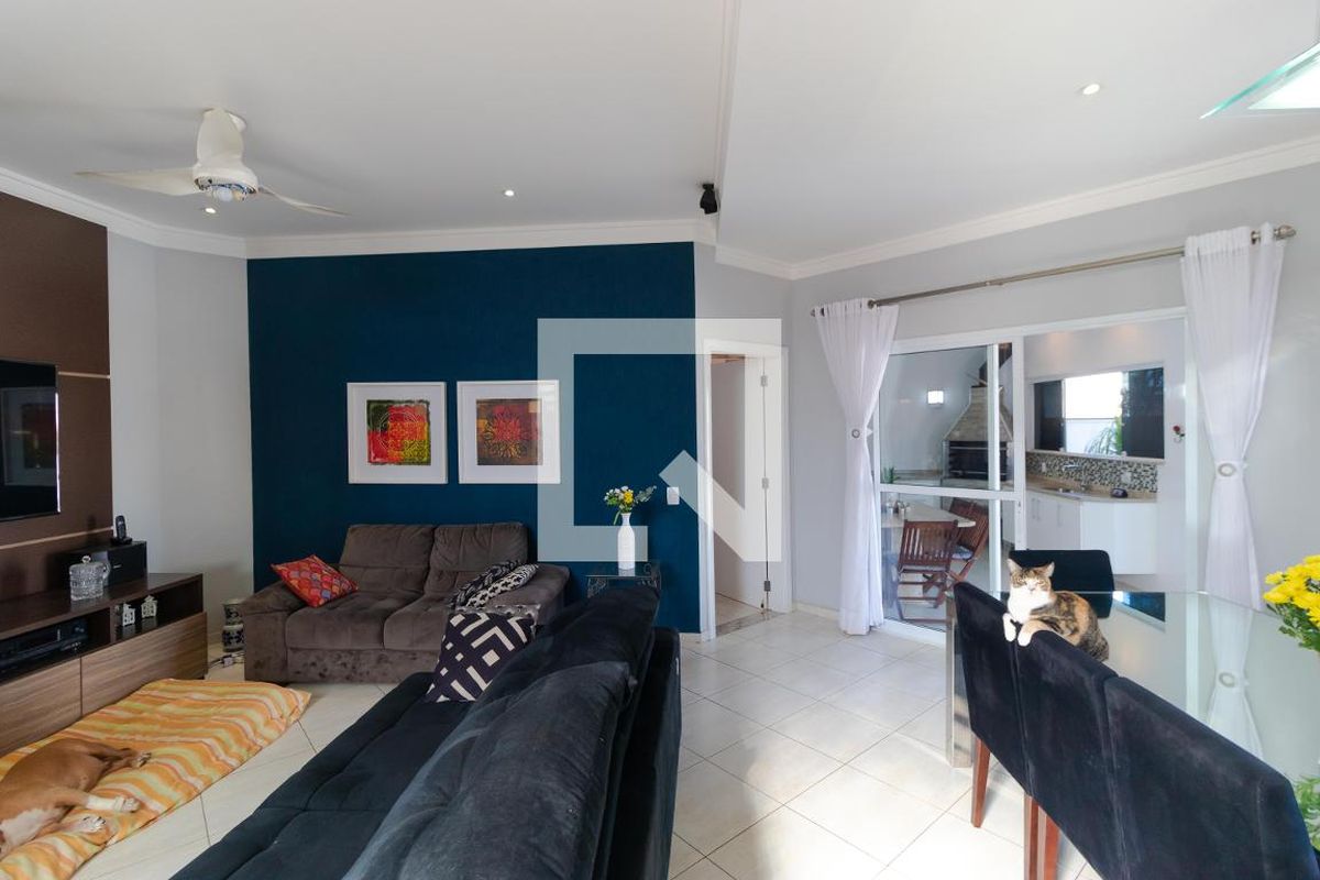 Casa à Venda - Mansões Santo Antônio, 5 Quartos,  370 m2 em , Campinas - sp | SoloBR