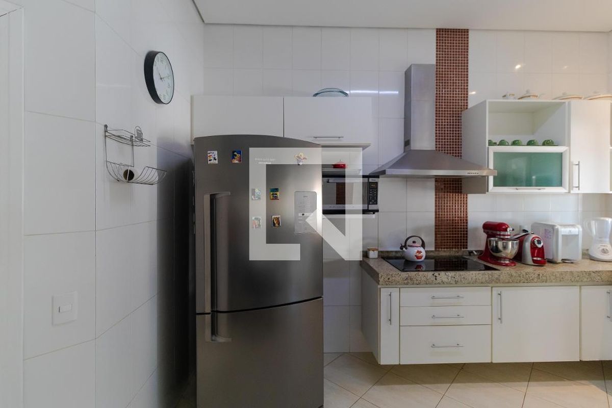 Casa à Venda - Mansões Santo Antônio, 5 Quartos,  370 m2 em , Campinas - sp | SoloBR