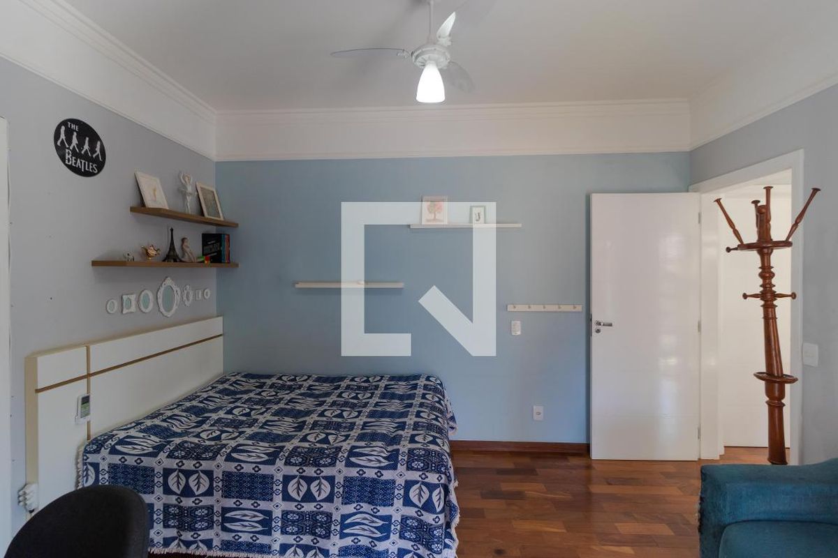 Casa à Venda - Mansões Santo Antônio, 5 Quartos,  370 m2 em , Campinas - sp | SoloBR